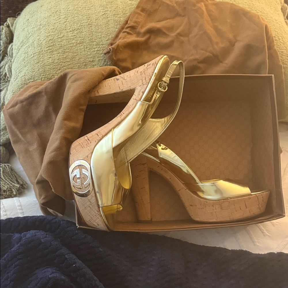 Gucci Gold Platform Heels! Vintage!